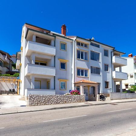 Apartments With A Parking Space Mali Lošinj Buitenkant foto