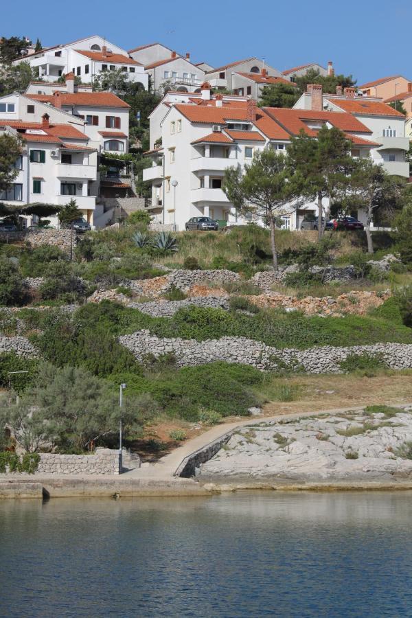 Apartments With A Parking Space Mali Lošinj Buitenkant foto